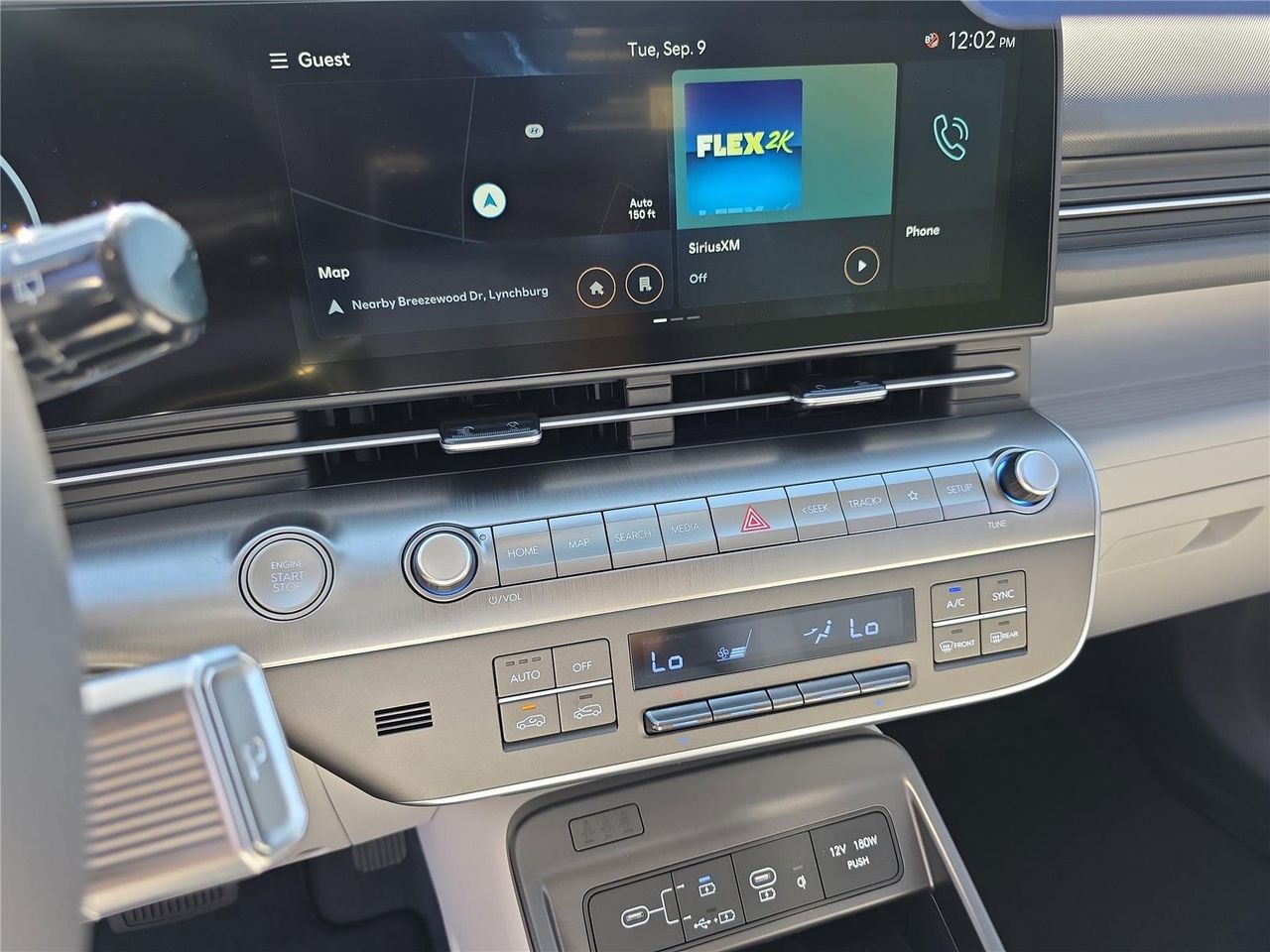 2025 Hyundai Kona SEL photo 14