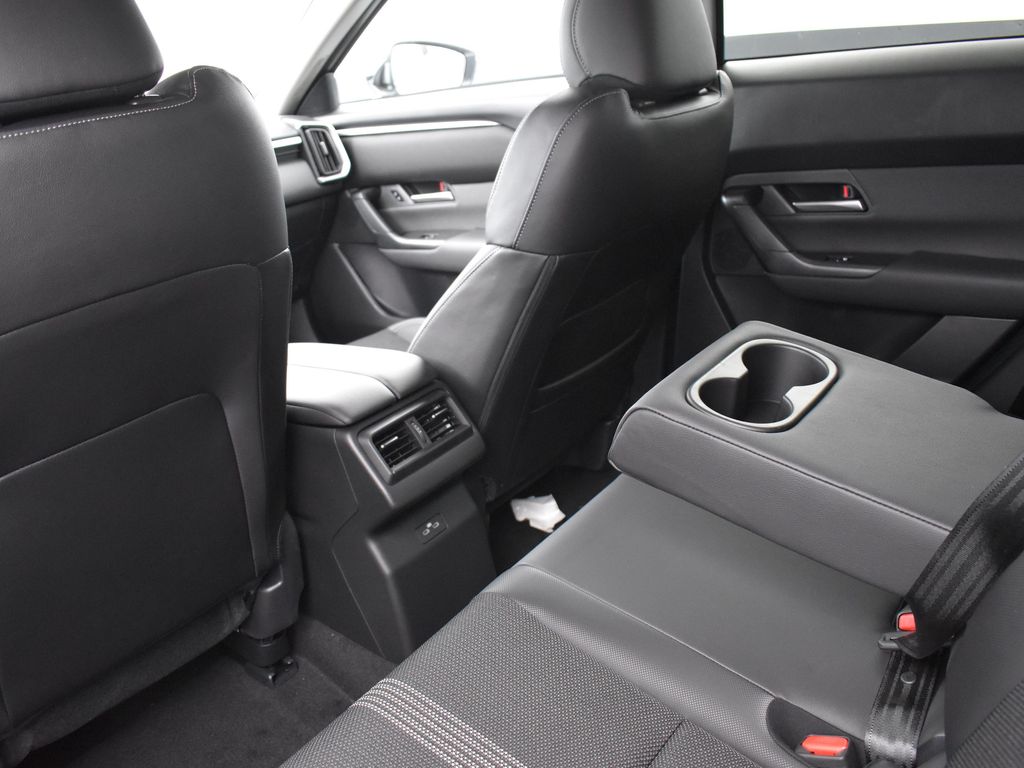 2025 Mazda CX-50 Preferred photo 20