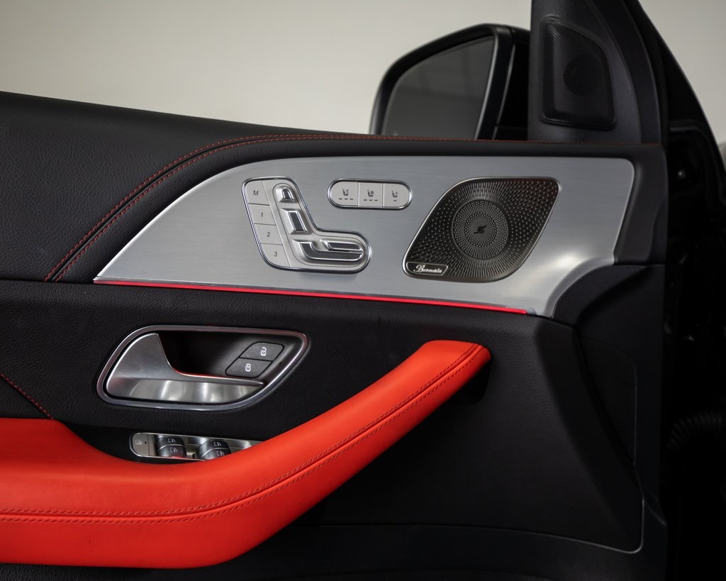 2025 Mercedes Benz GLE 53 AMG 4MATIC photo 3