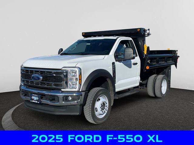 2025 Ford F-550 Super Duty Chassis Cab XL's photo