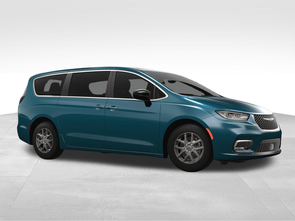 2025 Chrysler Pacifica photo 7