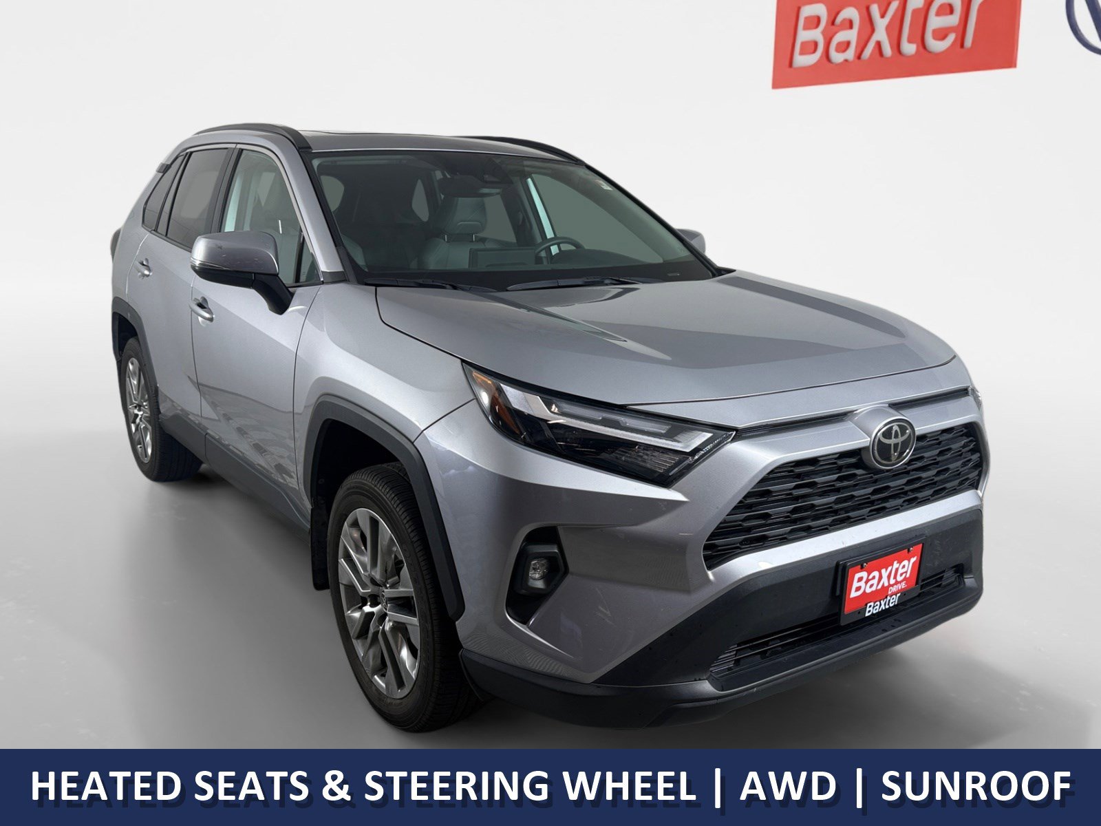 2022 Toyota RAV4 XLE Premium's photo