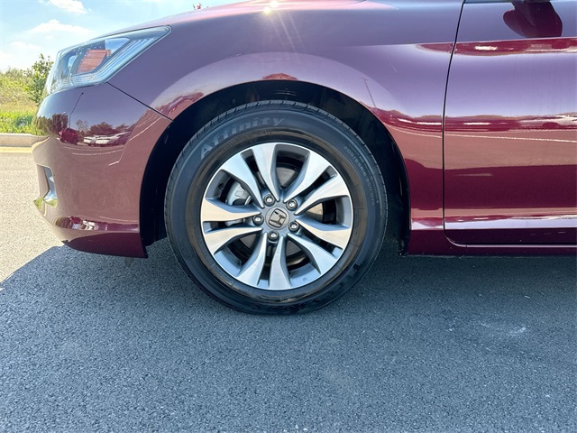 2015 Honda Accord LX photo 13
