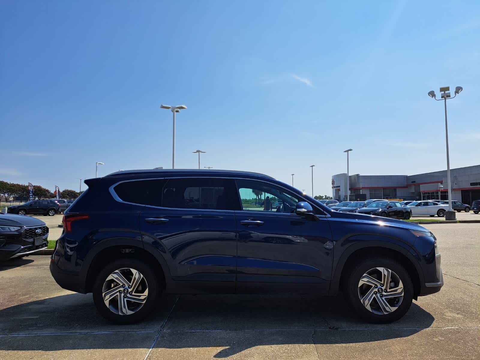 2023 Hyundai Santa Fe SEL photo 3