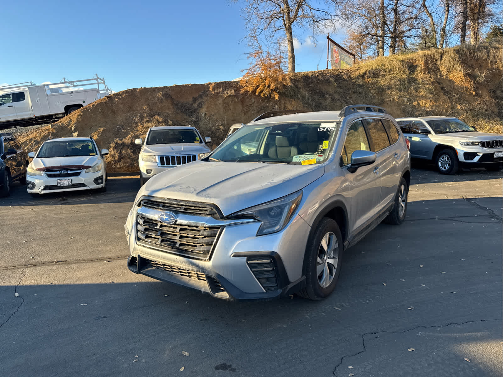 2024 Subaru Ascent Premium's photo