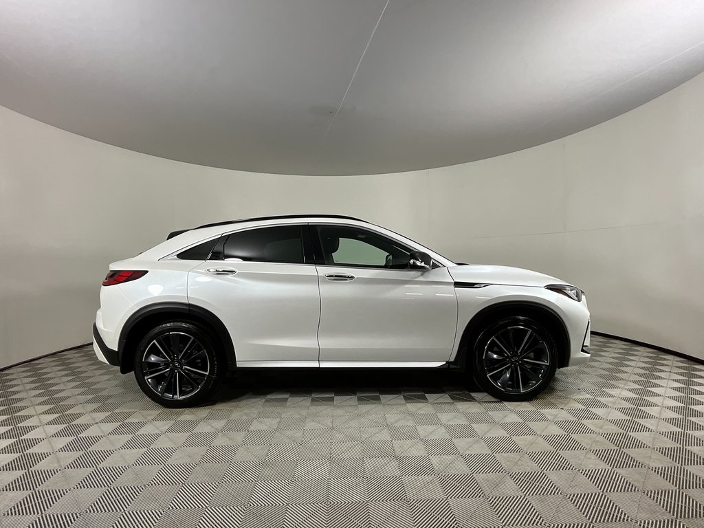 2025 Infiniti QX55 Luxe photo 3
