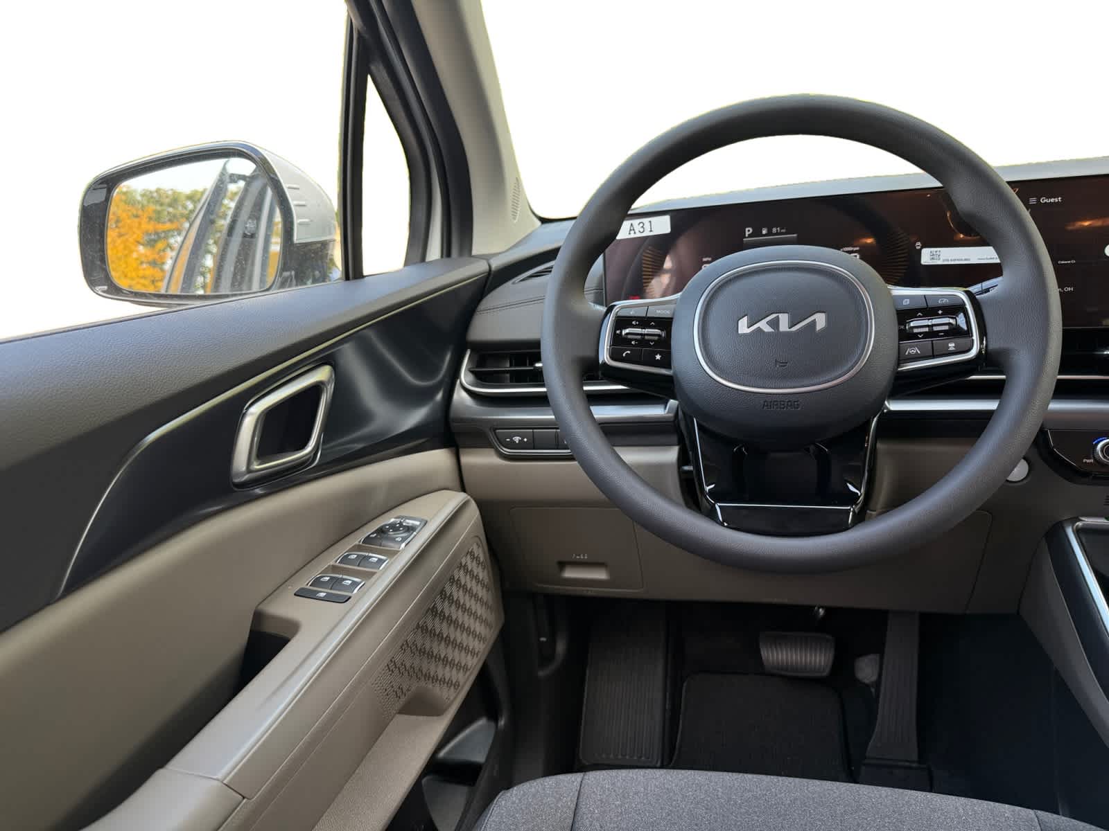 2026 Kia Carnival LX photo 10