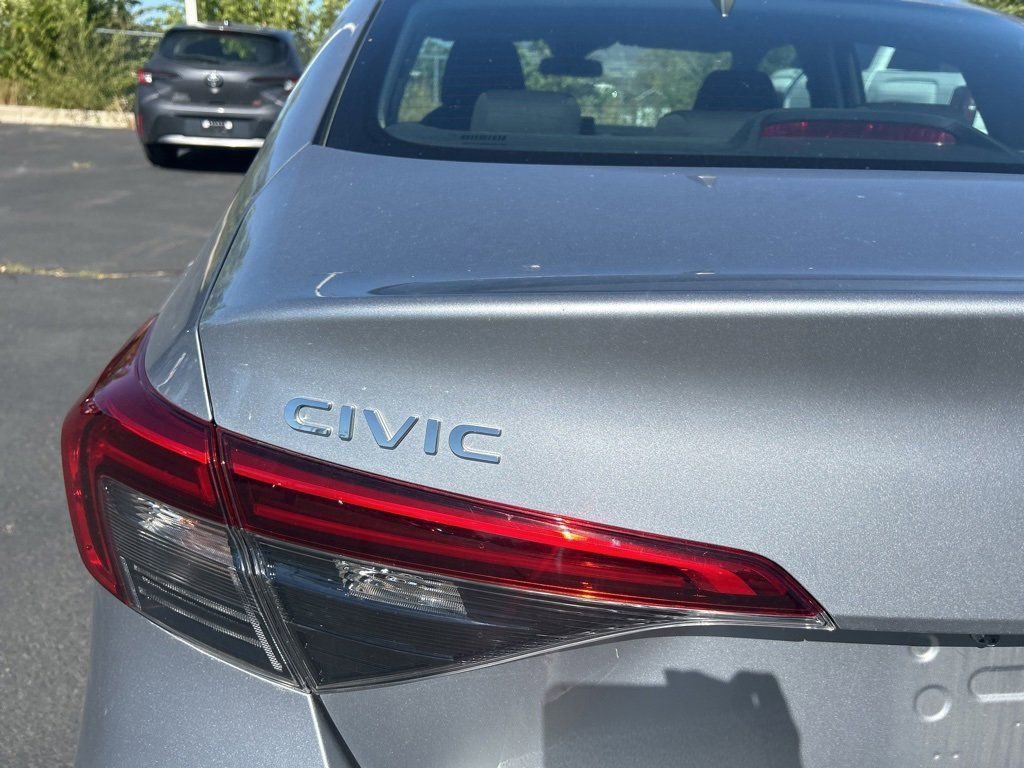 2023 Honda Civic LX photo 12