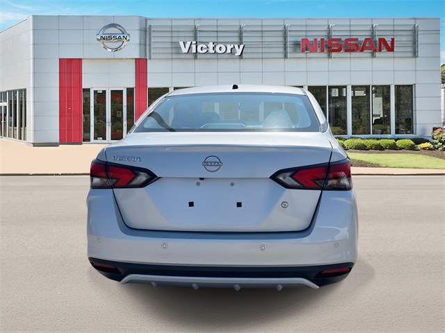2025 Nissan Versa S photo 3