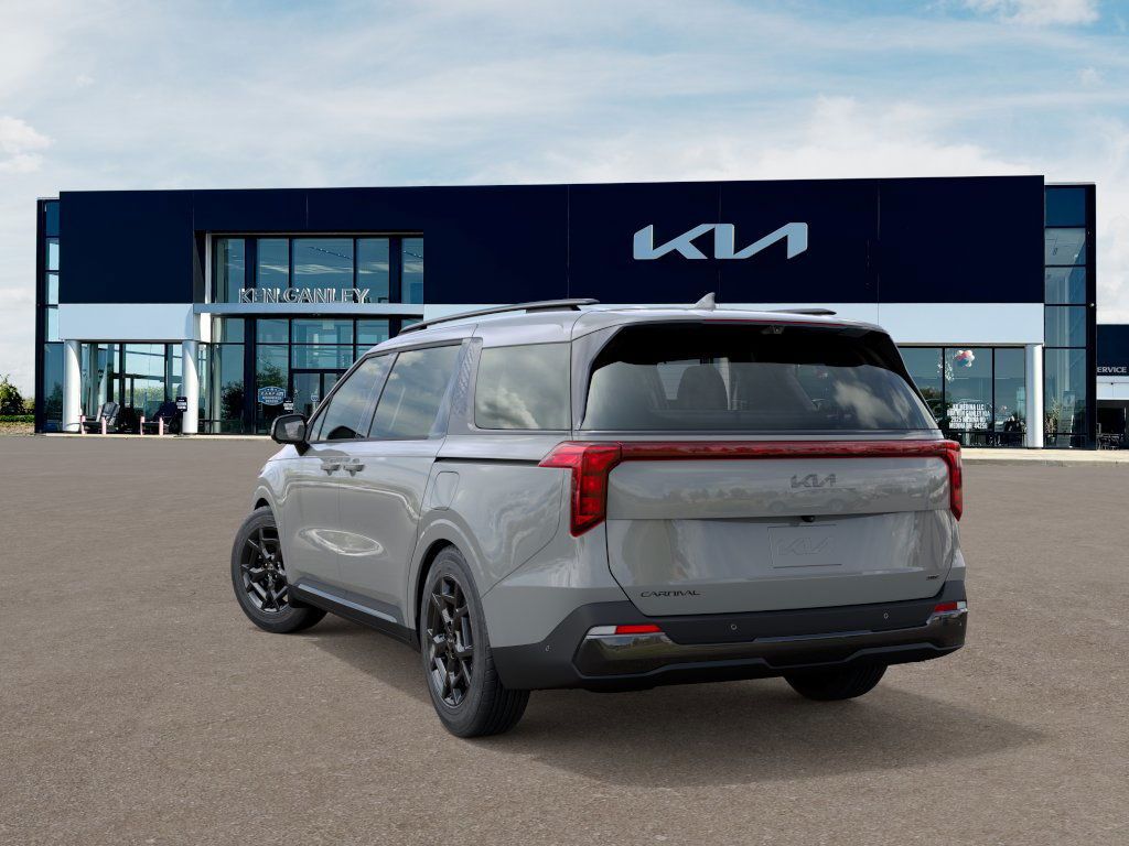 2026 Kia Carnival SX photo 3
