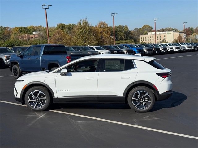 2026 Chevrolet Equinox EV 1LT photo 2