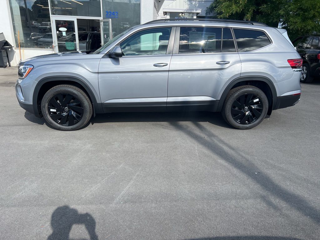 2026 Volkswagen Atlas SE Technology photo 13
