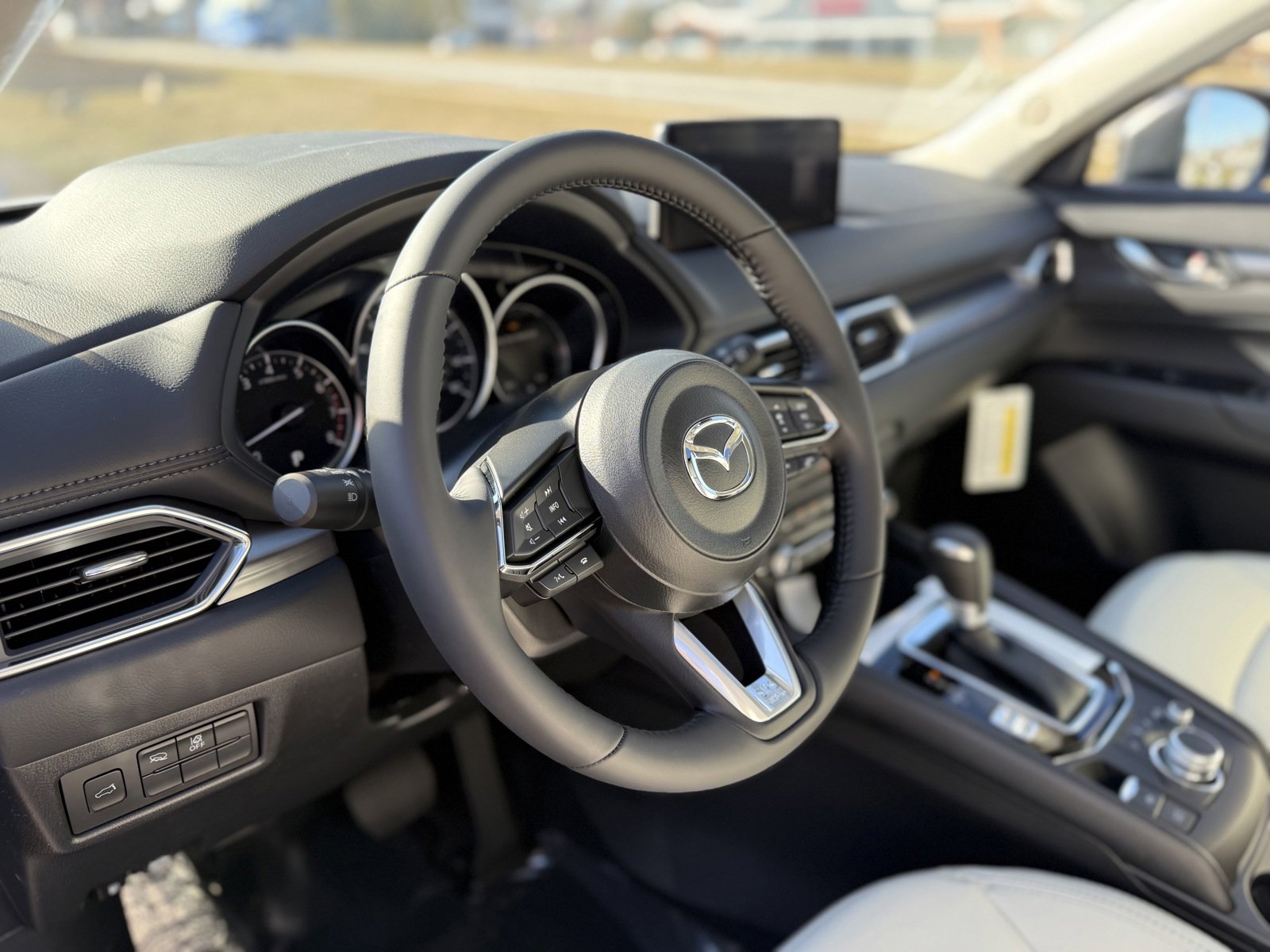 2025 Mazda CX-5 2.5 S Preferred photo 23