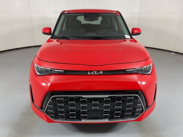 2025 Kia Soul GT-Line photo 2