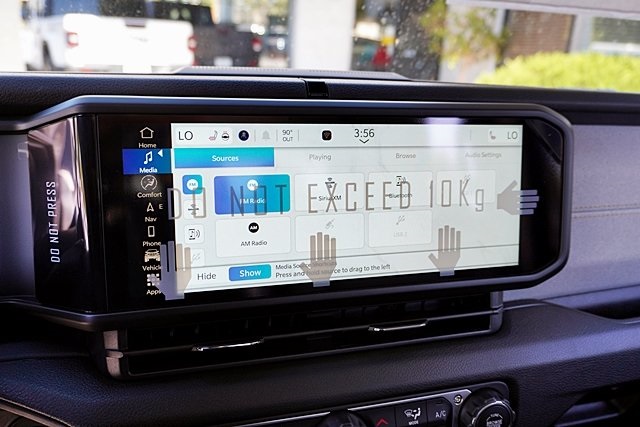 New 2025 Granite Crystal Metallic Clear-Coat Exterior Paint Jeep Willys image 32