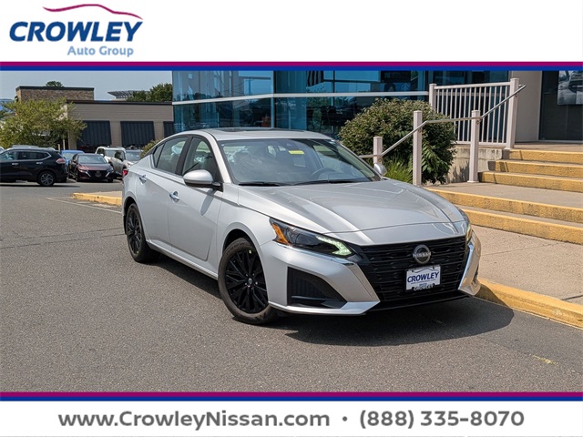 2025 Nissan Altima SV's photo