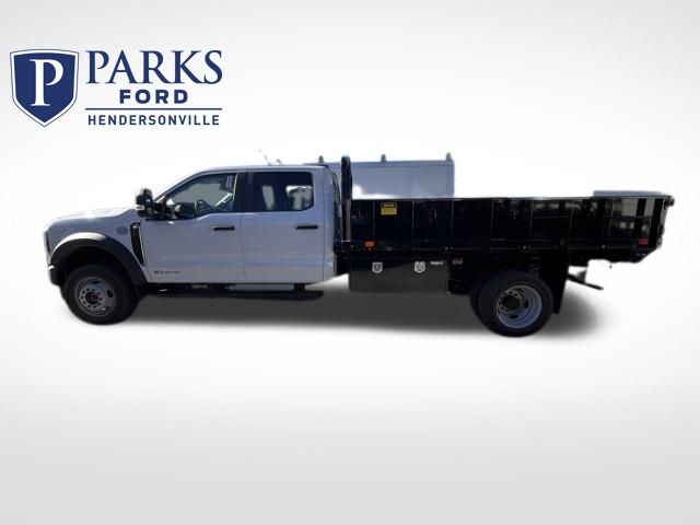 2024 Ford F-550 Super Duty Chassis Cab XL's photo