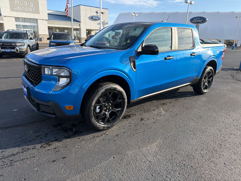 2025 Ford Maverick XLT's photo