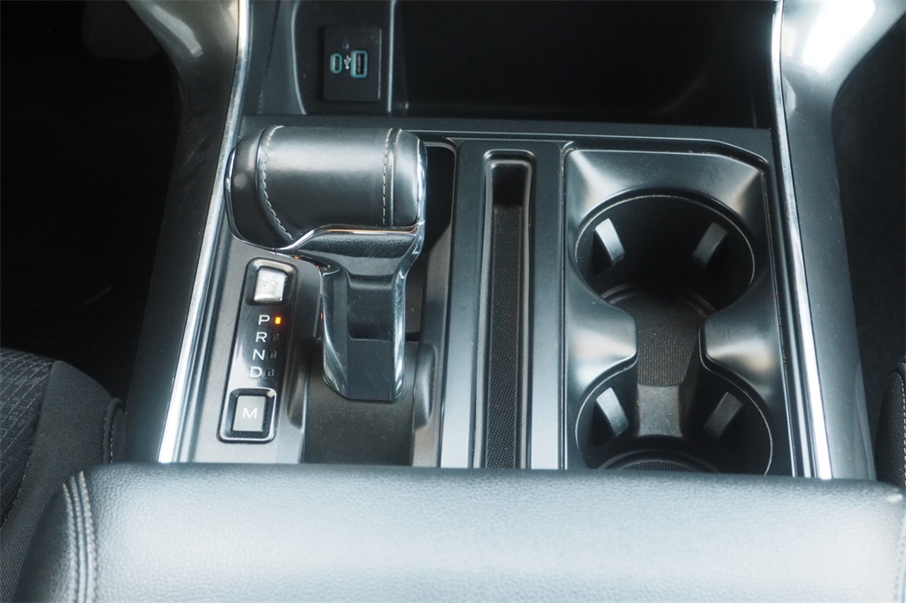 2023 Ford F-150 XLT photo 21