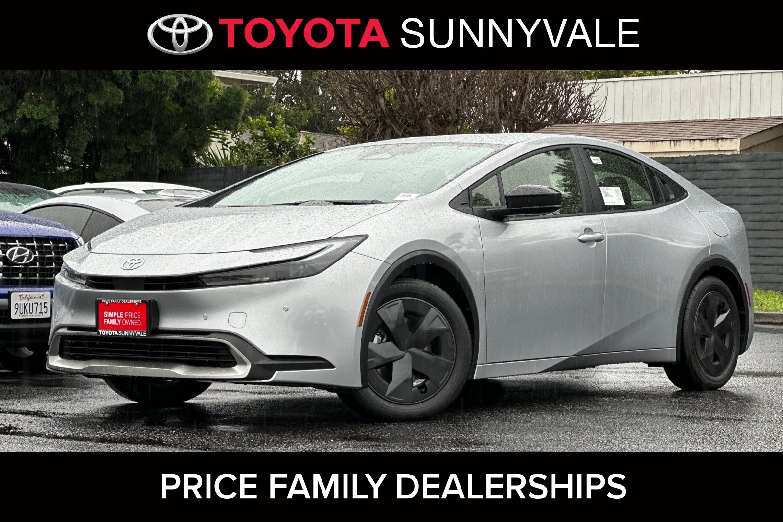 2026 Toyota Prius SE's photo