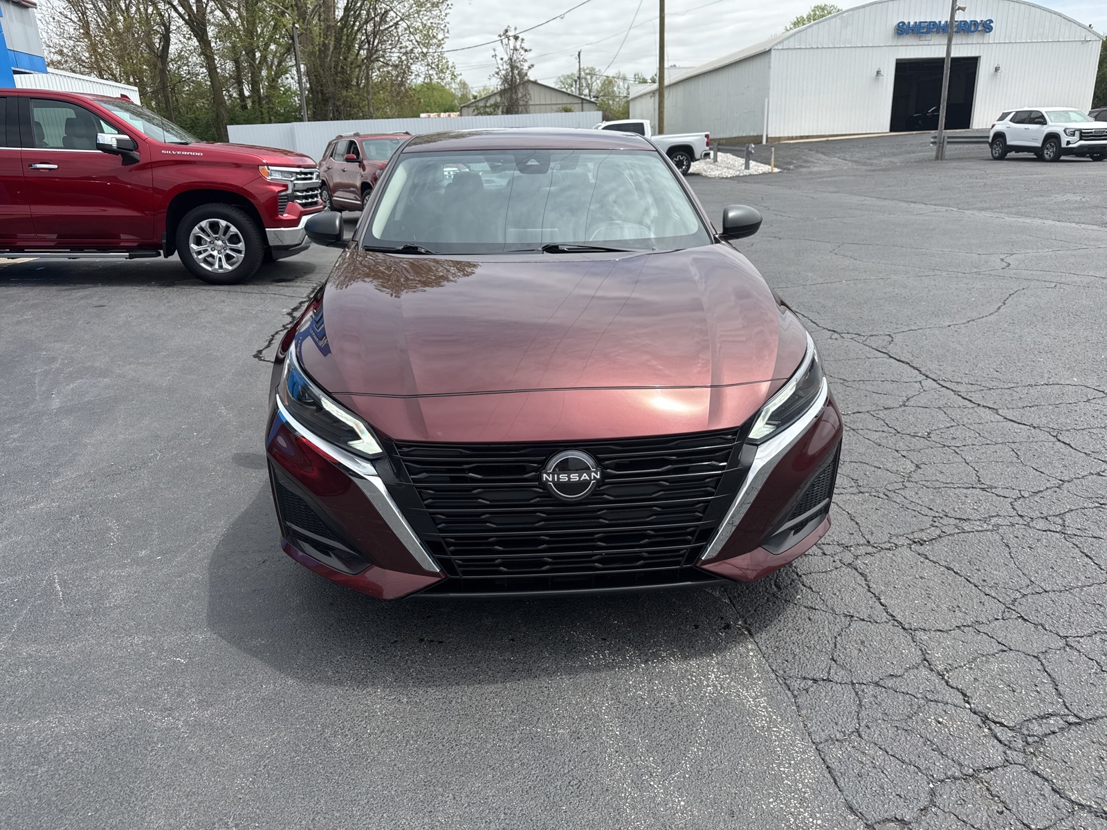 2024 Nissan Altima 2.5 SV photo 9