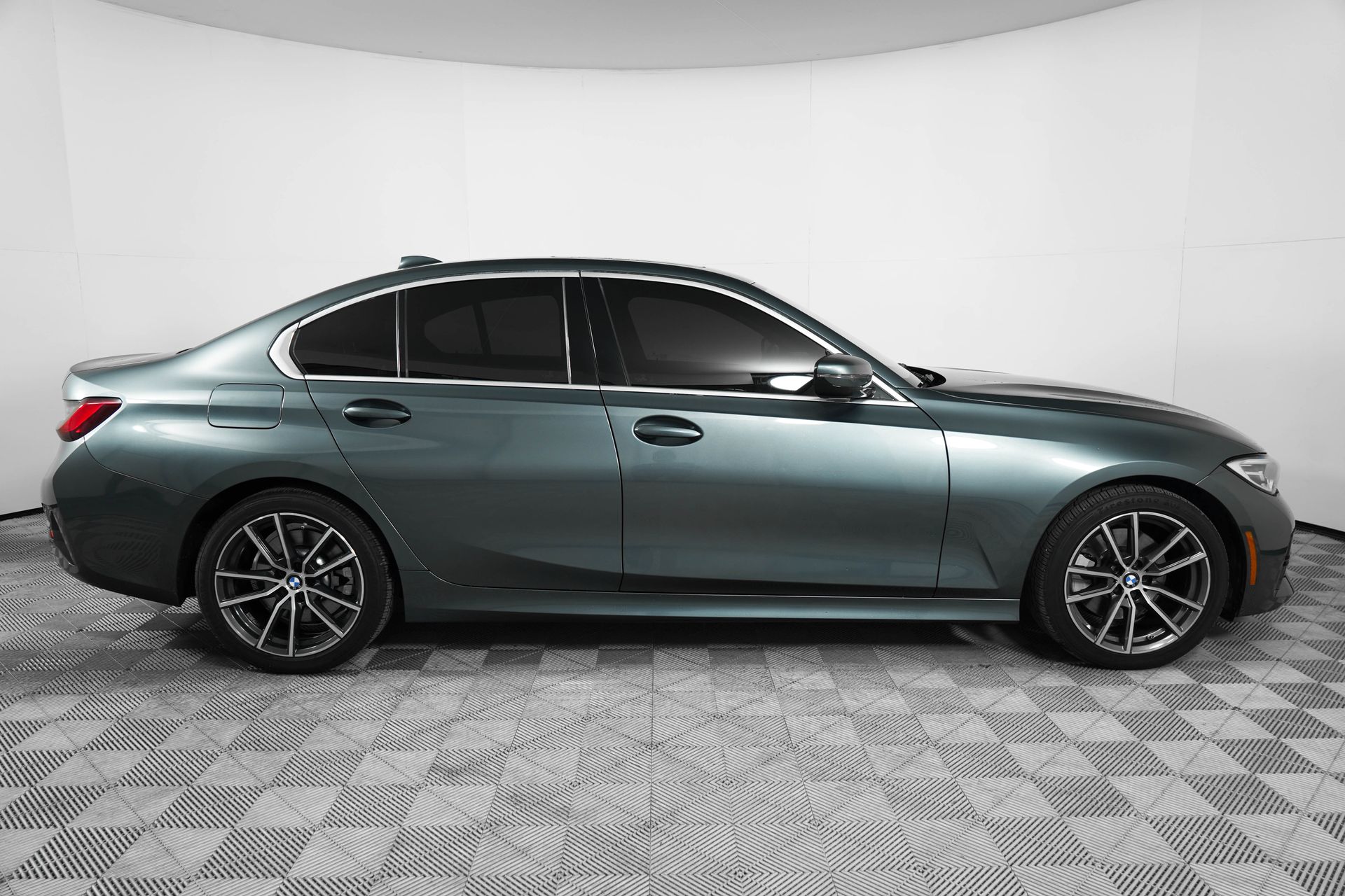 2021 Bmw 330i photo 8