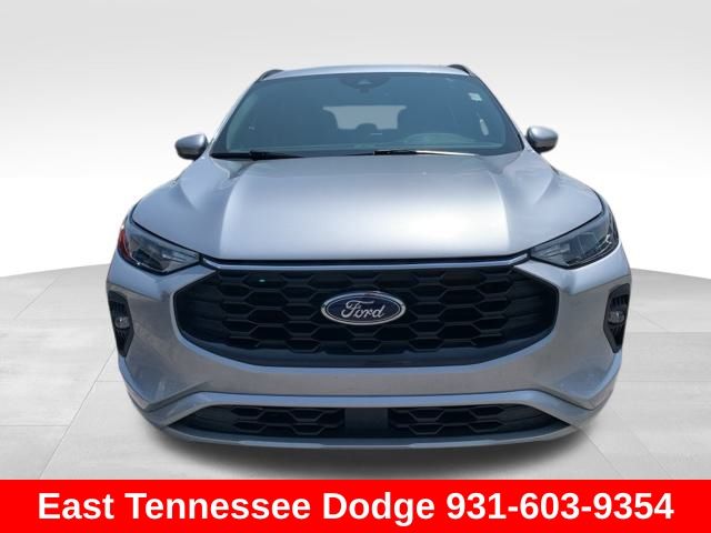 2024 Ford Escape Hybrid ST-Line Select photo 2