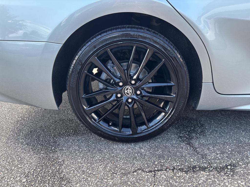 2023 Toyota Camry XSE photo 8