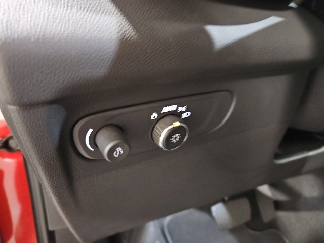 2023 Buick Envision Essence photo 18