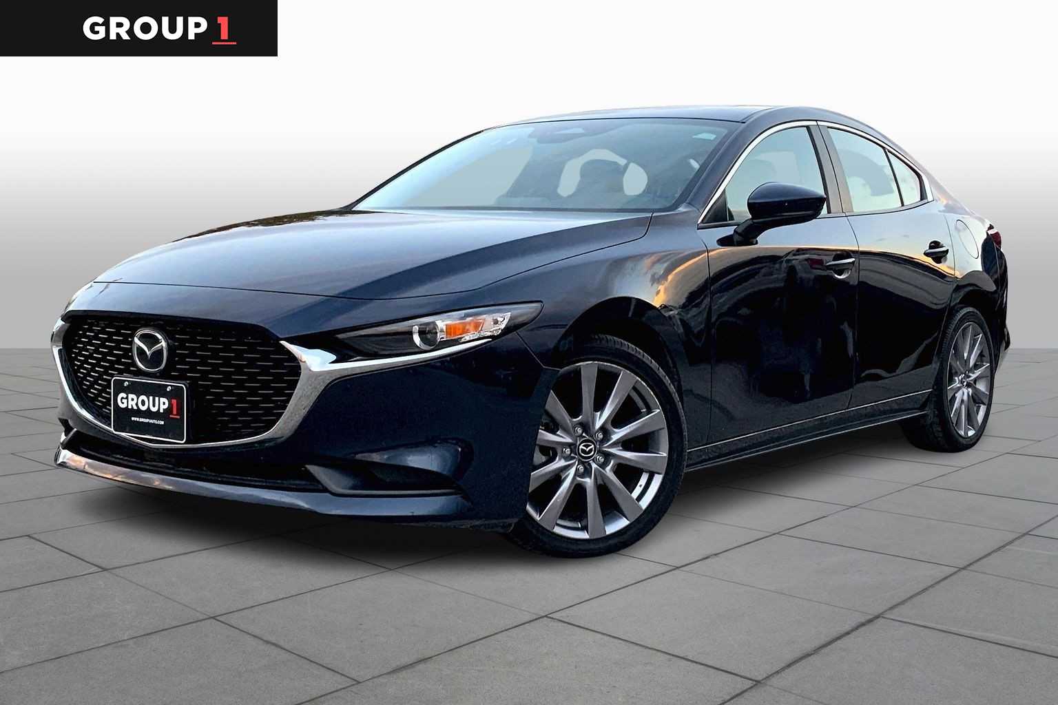 2025 Mazda Mazda3 Preferred's photo