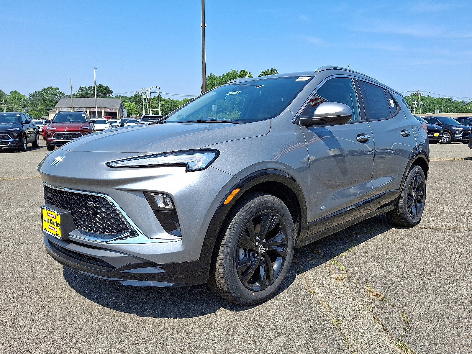 2025 Buick Encore GX Sport Touring photo 2