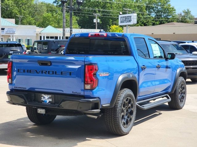 2026 Chevrolet Colorado Trail Boss photo 2