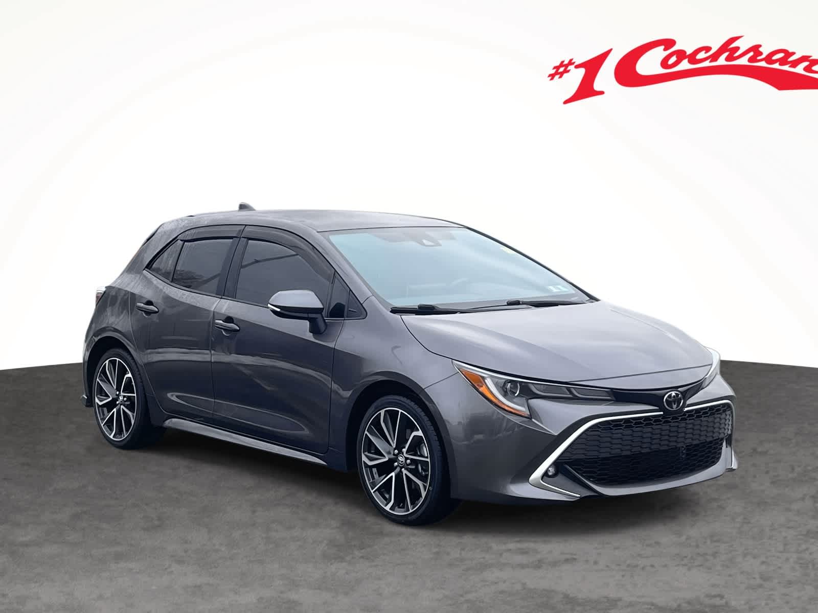 2022 Toyota Corolla Hatchback XSE's photo