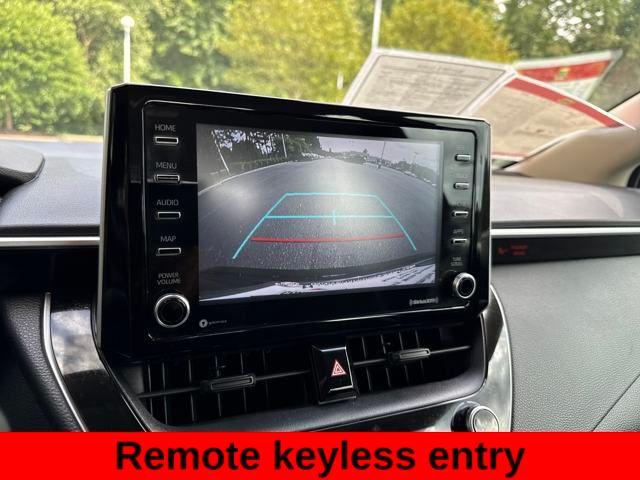 2021 Toyota Corolla LE photo 11