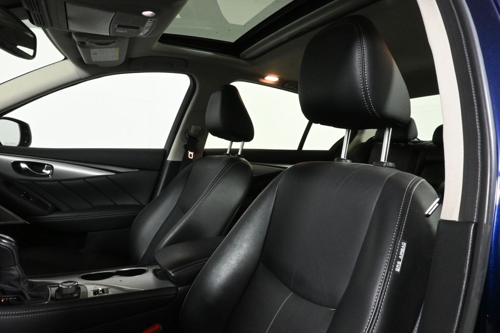 2022 Infiniti Q50 LUXE photo 4