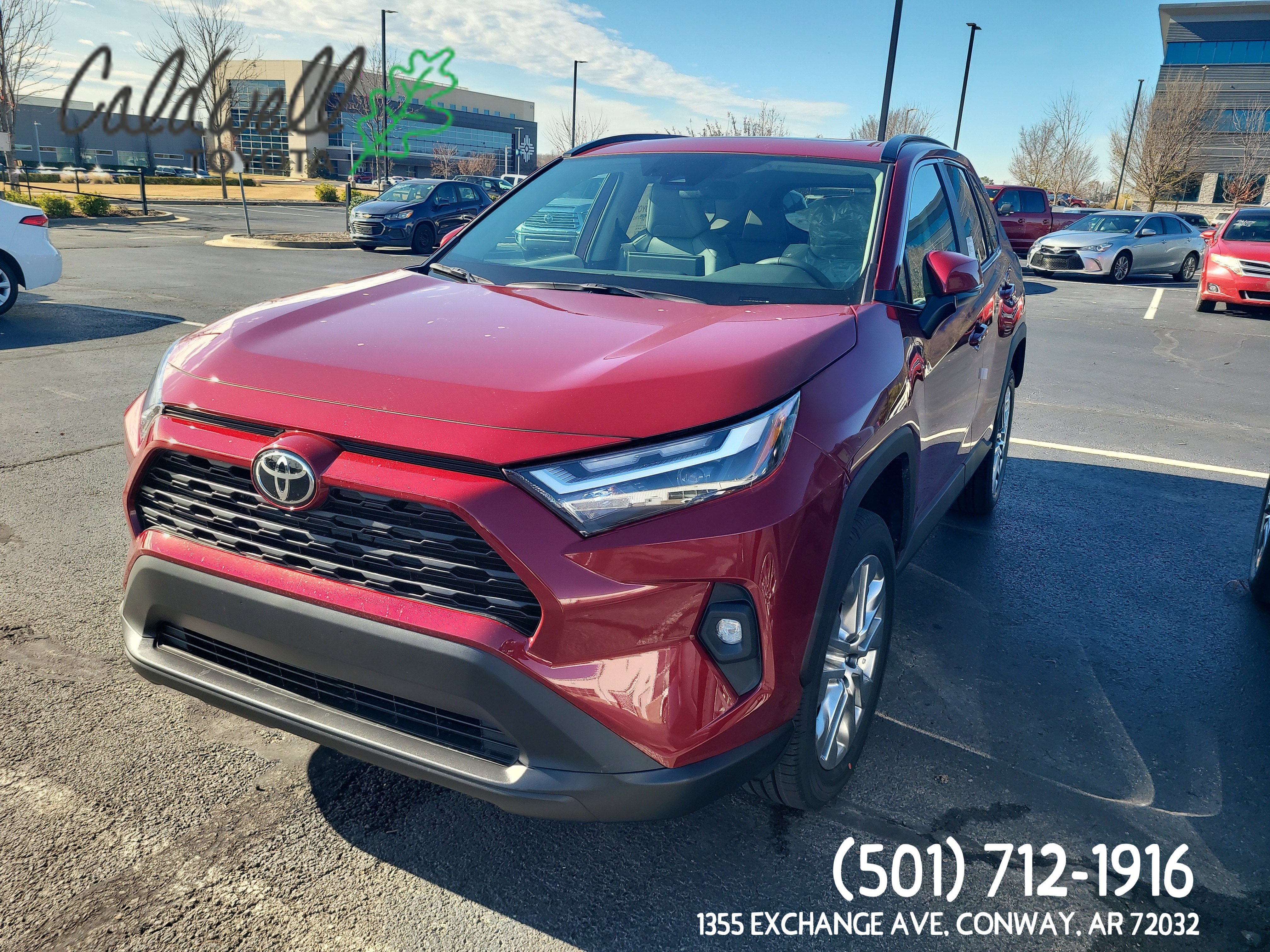 2025 Toyota RAV4 XLE Premium's photo