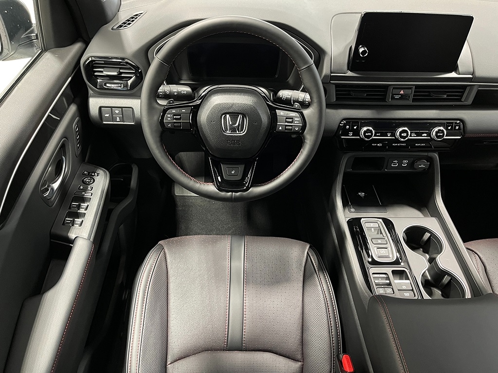 2025 Honda Pilot Black Edition photo 14