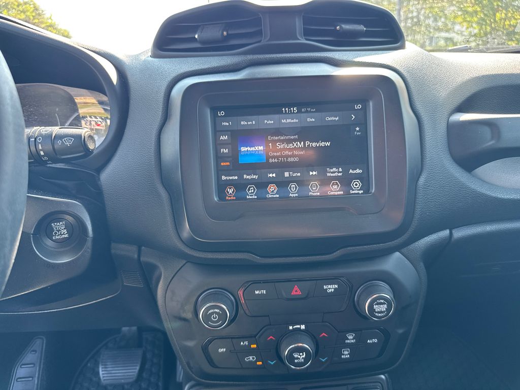 2019 Jeep Renegade Latitude photo 26