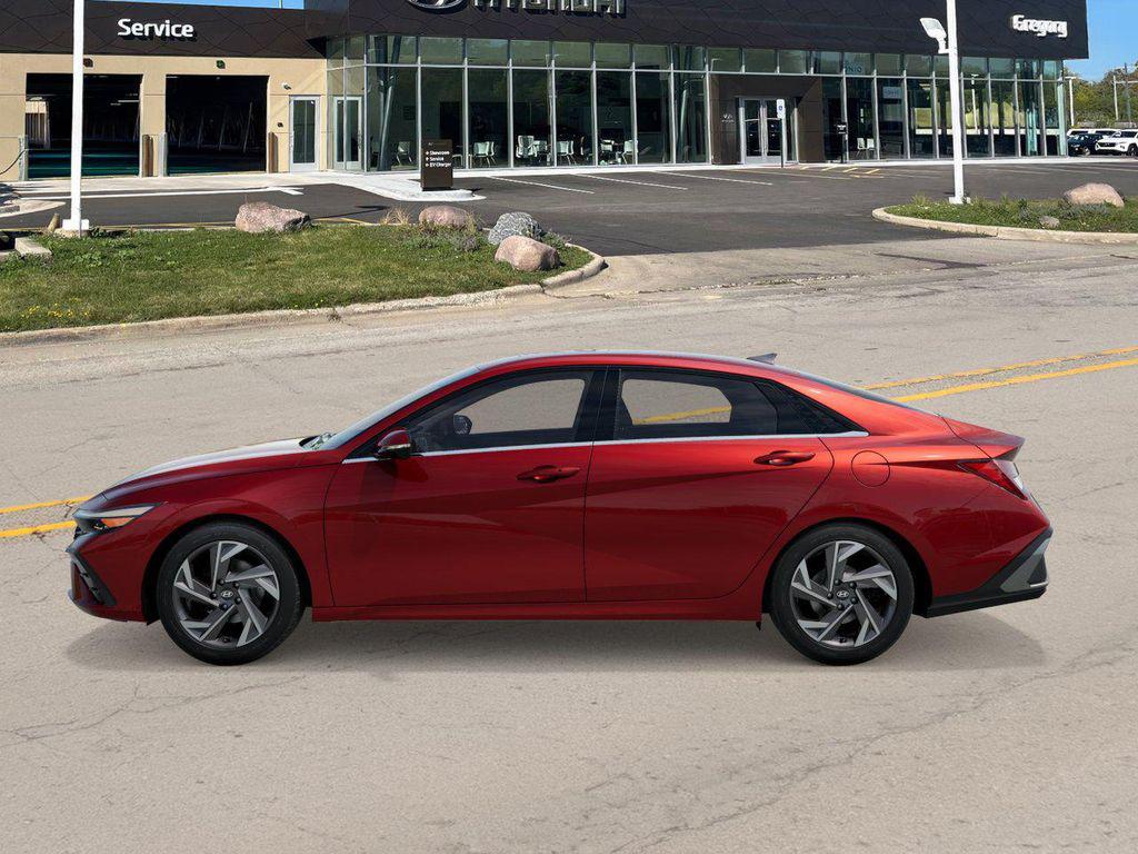 2025 Hyundai Elantra Limited photo 3