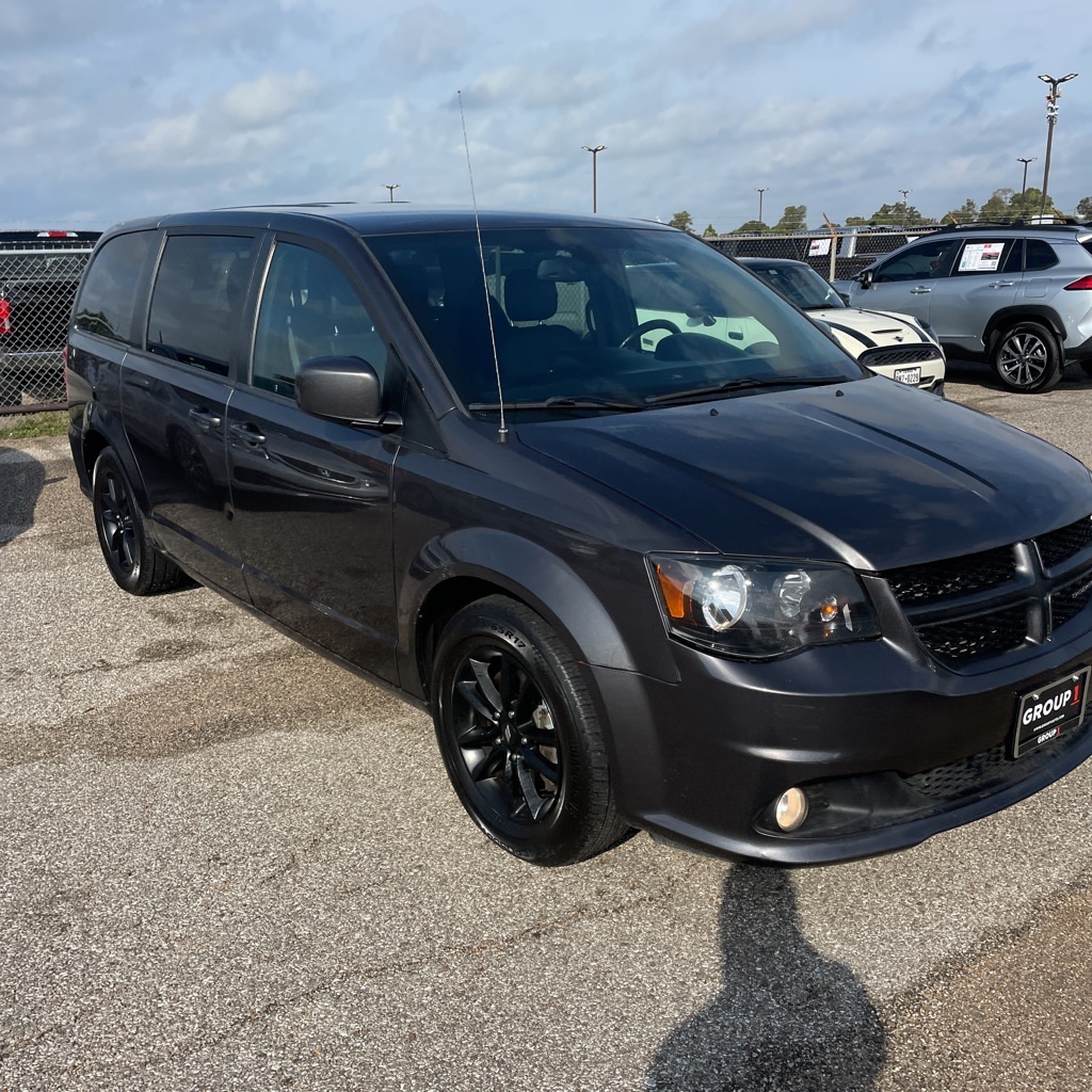 2020 Dodge Grand Caravan GT photo 2