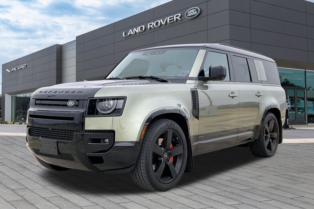 2025 Land Rover Defender X's photo