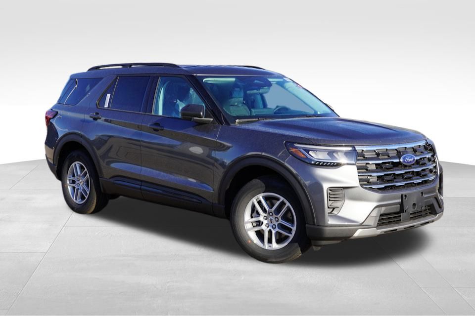 2026 Ford Explorer Active's photo