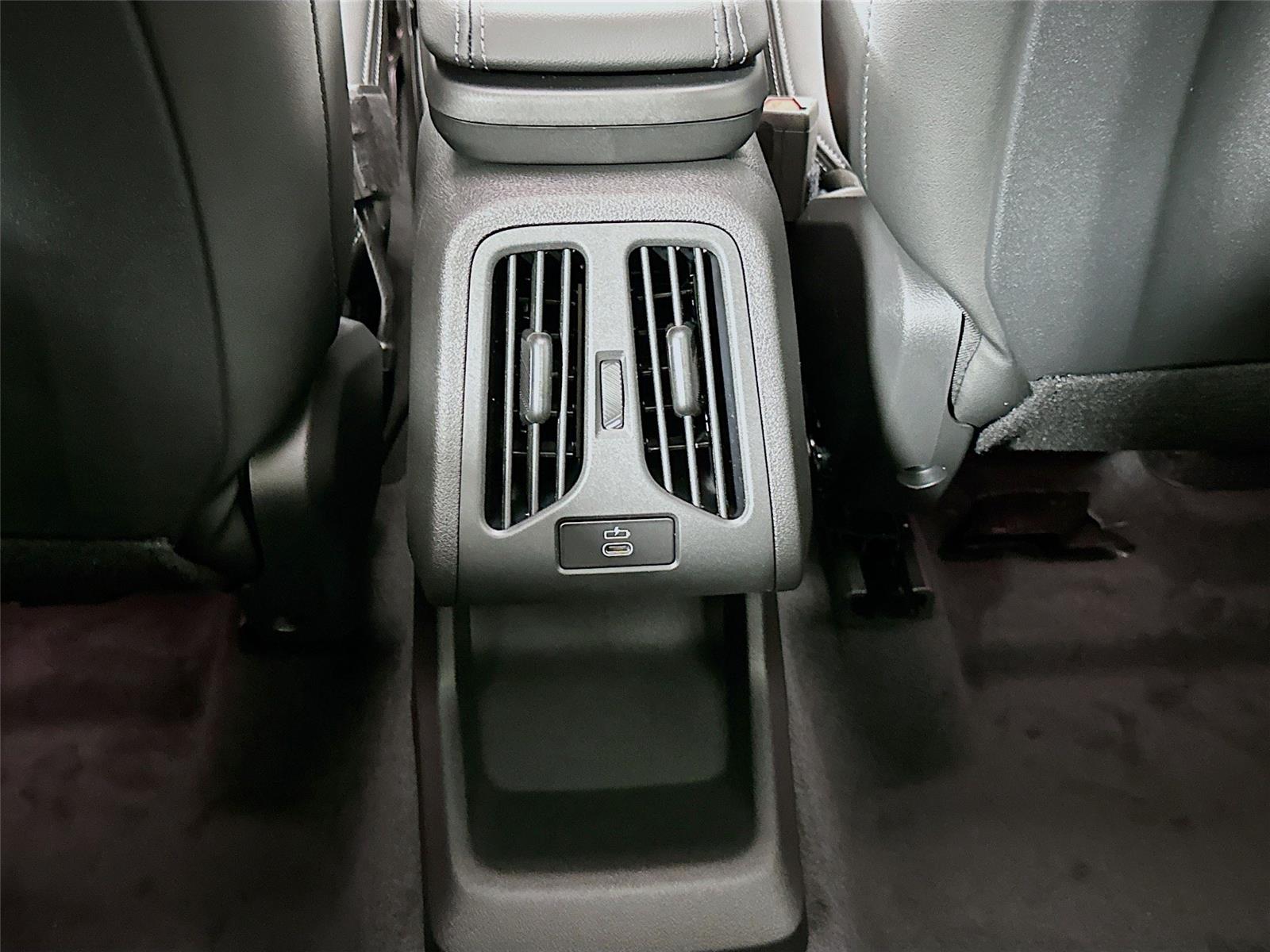 2026 Bmw X1 M35i photo 26