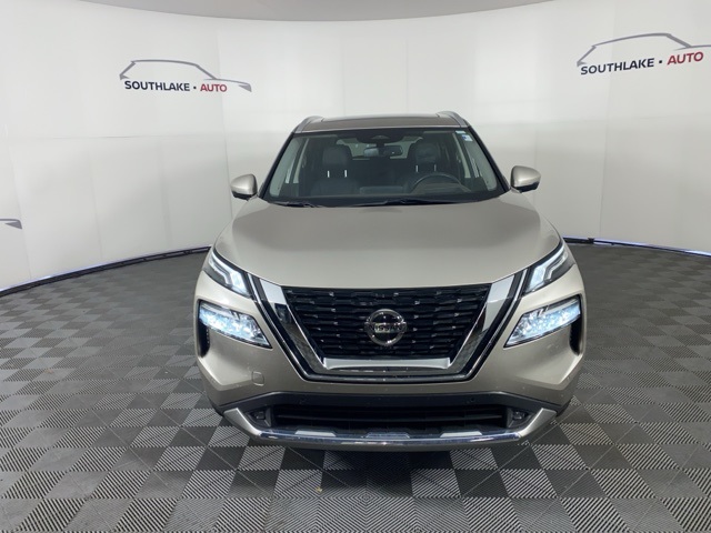 2021 Nissan Rogue Platinum photo 2