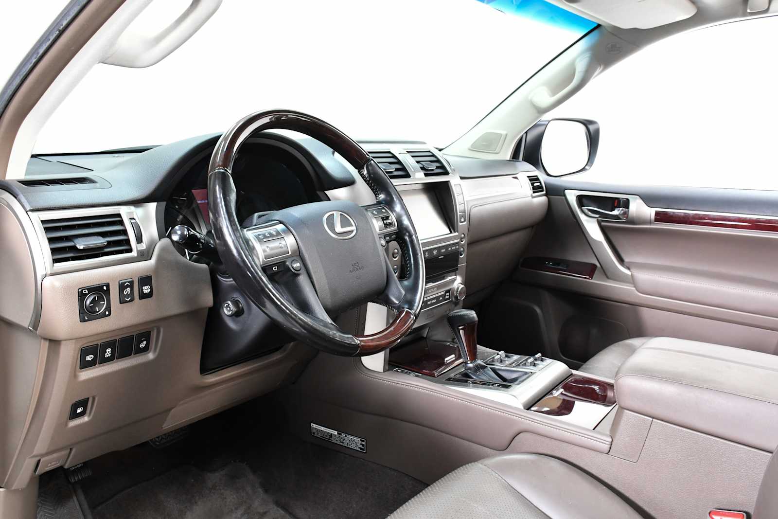2018 Lexus GX 460 Luxury photo 13