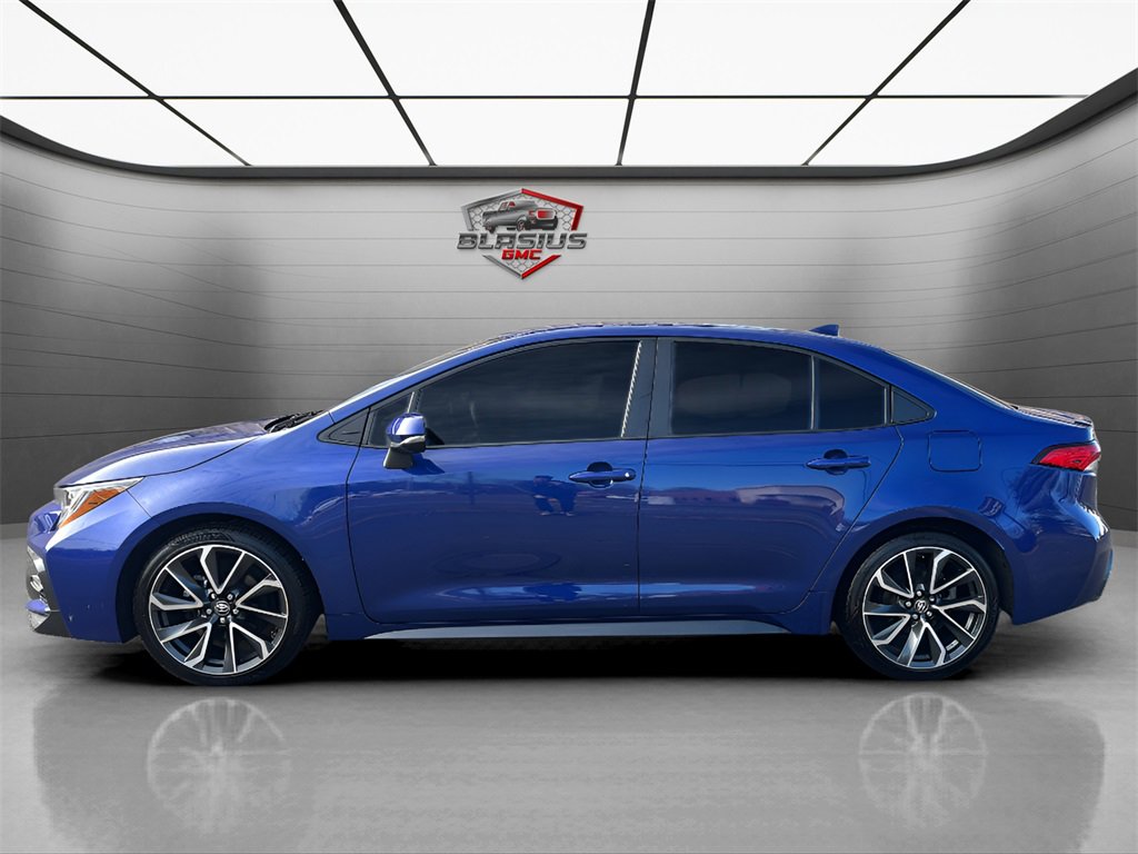 2021 Toyota Corolla SE photo 2