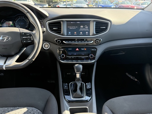 2018 Hyundai Ioniq SEL photo 24