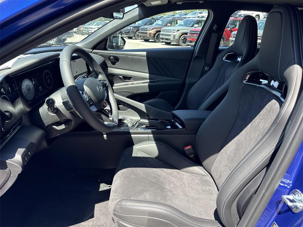 2025 Hyundai Elantra N photo 10