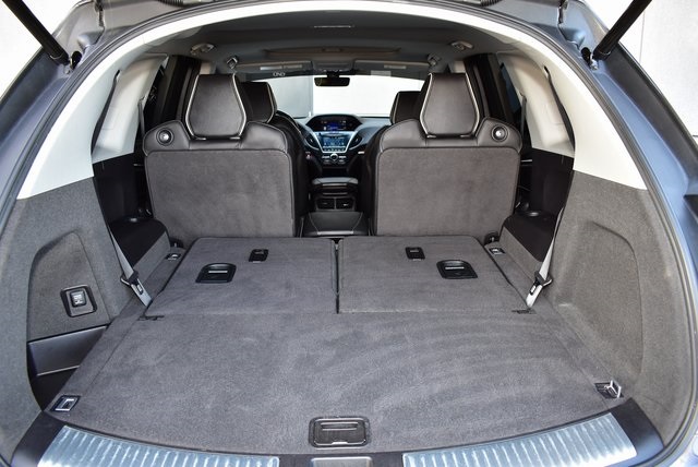 2017 Acura MDX SH-AWD Advance photo 19