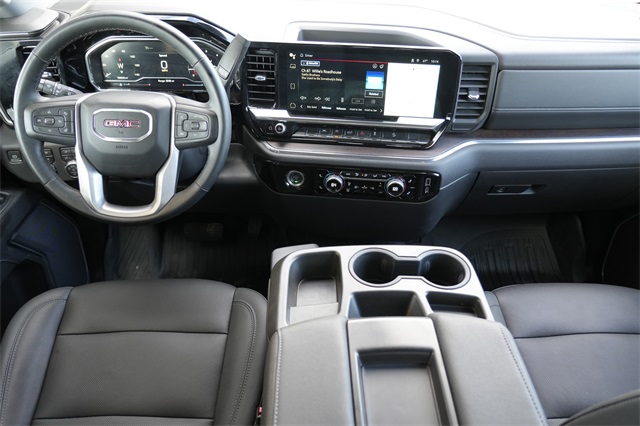2023 Gmc Sierra 1500 SLT photo 2
